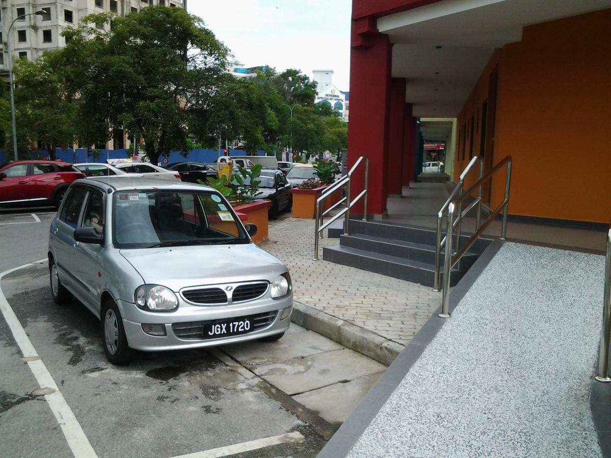 Suria Seremban Hotel Exterior foto